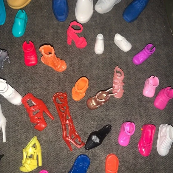 Mattel Green and Blue Doll Footwear Set